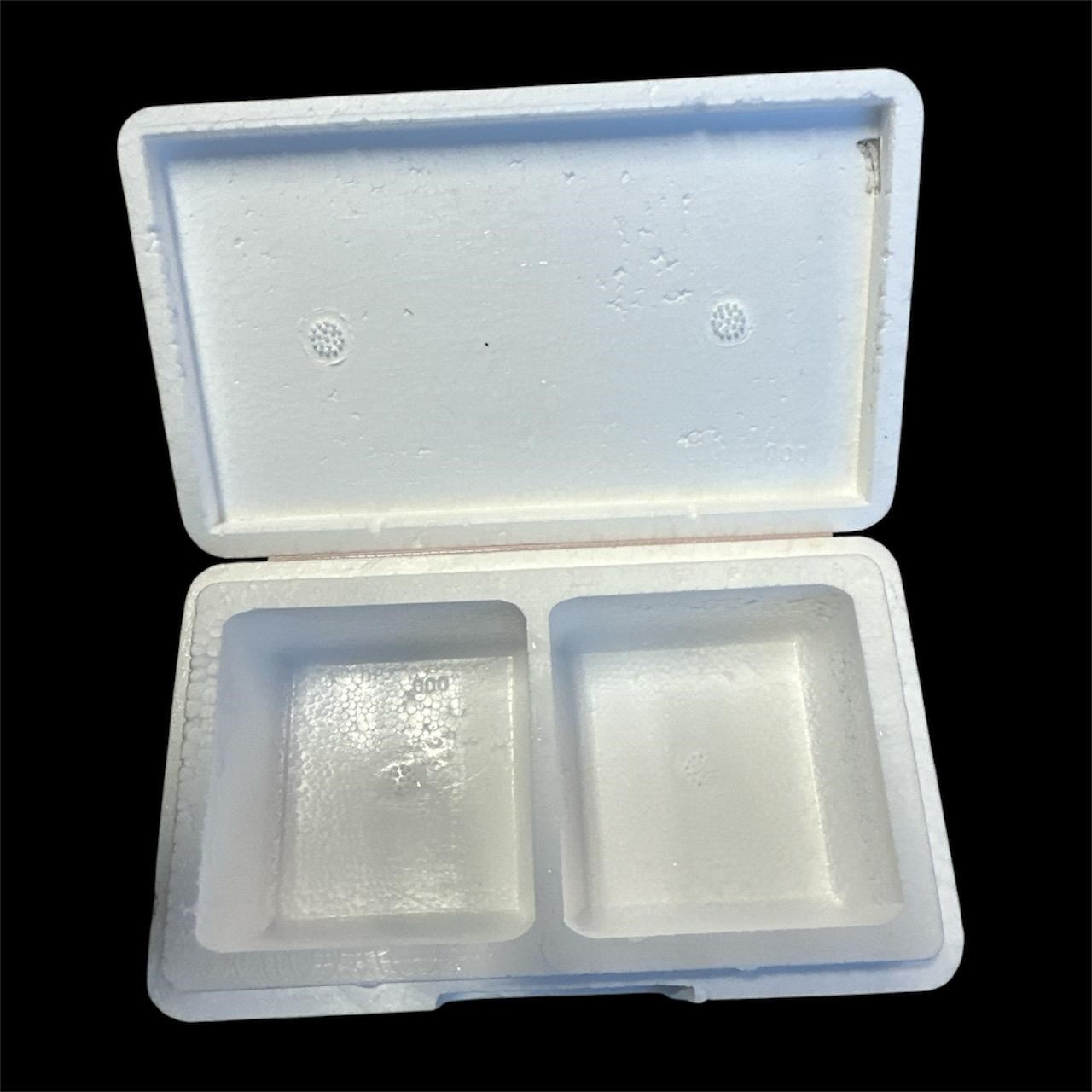 Elussööda karp peno BTF kandiline 2-kambriga 140x80x45mm 113